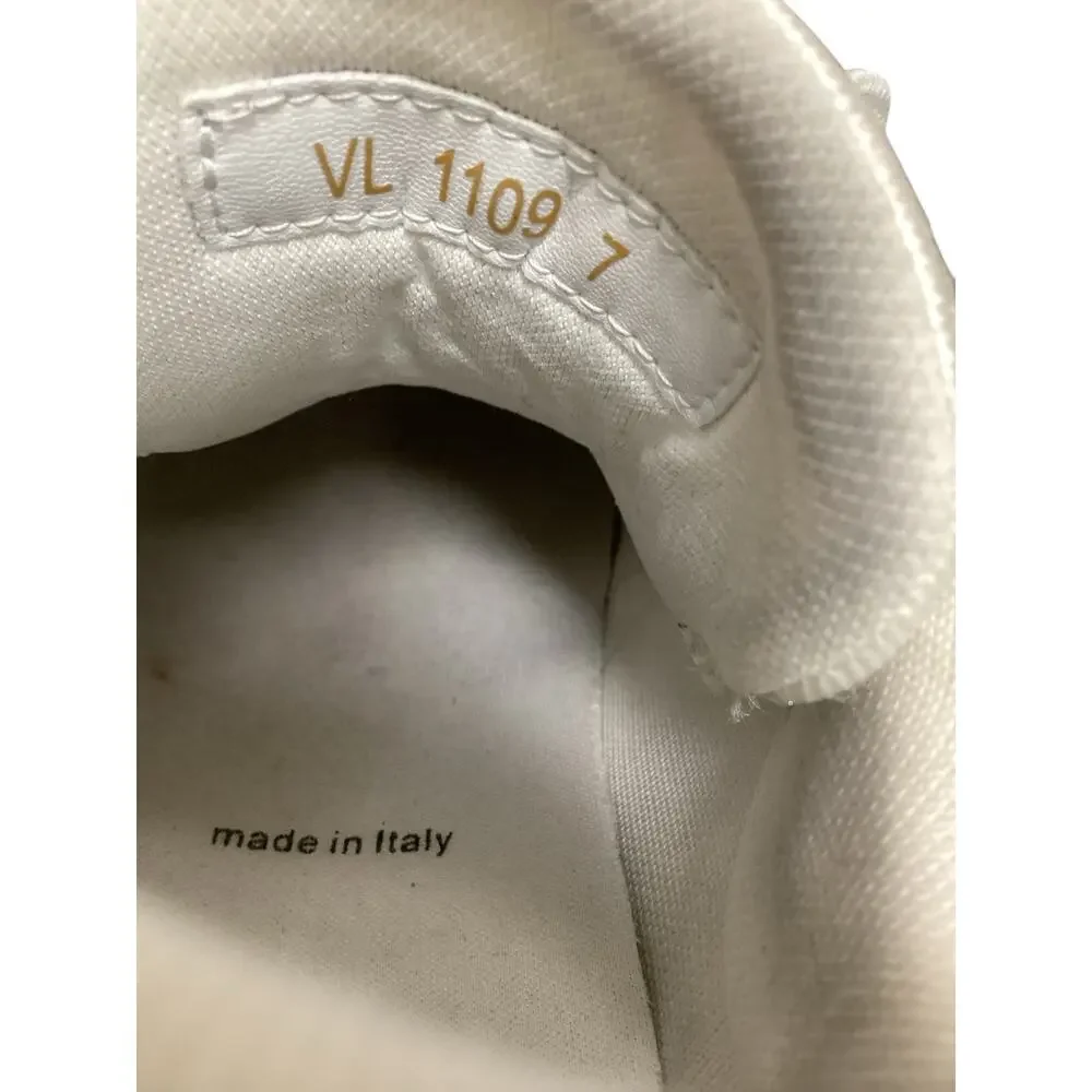 Louis Vuitton Shoes Women’s SZ 7 Iconic LV Trainers Monogram Denim & Leather B&W